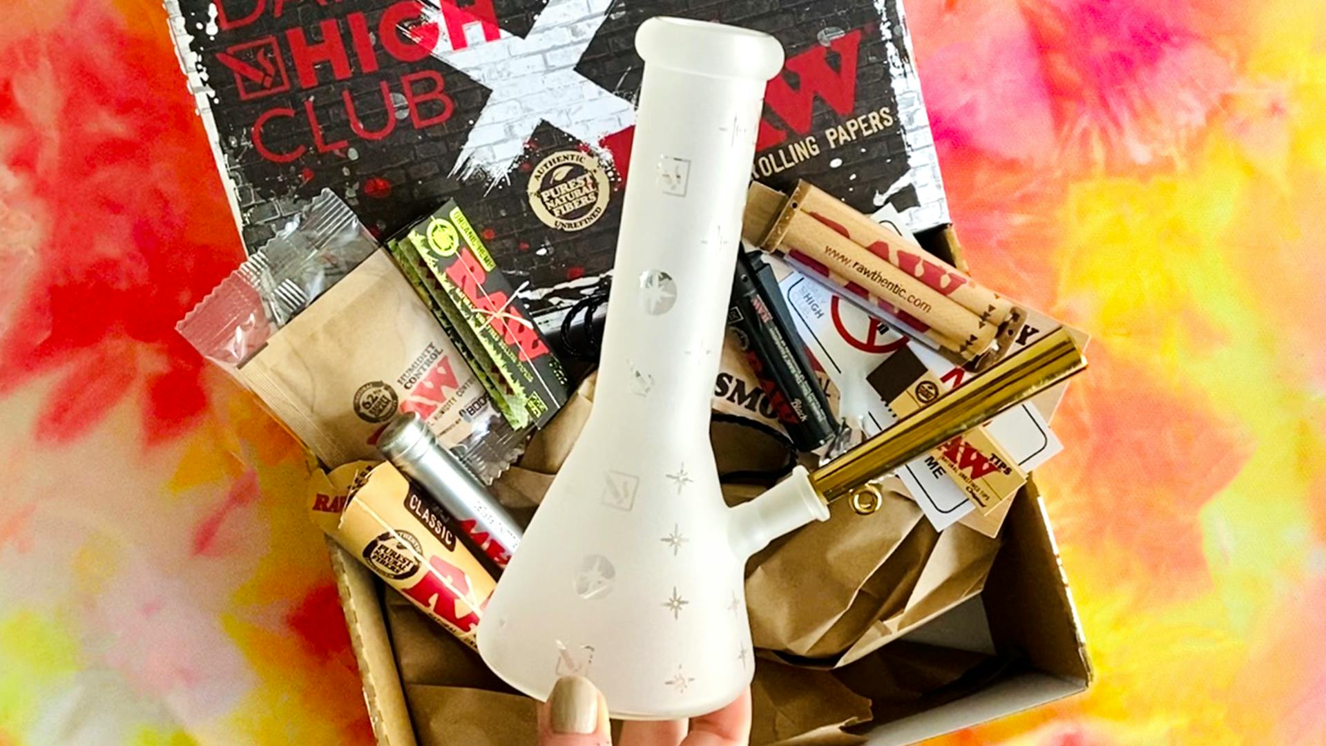 Daily High Club Most popular smoking subscription box! Leafly