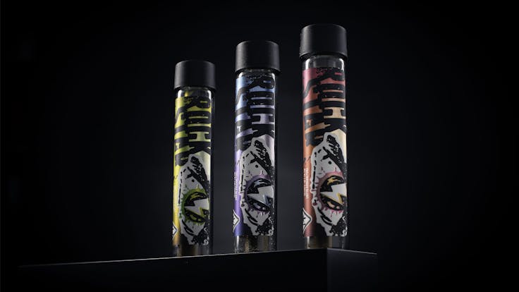 The Rockstar is available in Hybrid, Sativa, and Indica strains