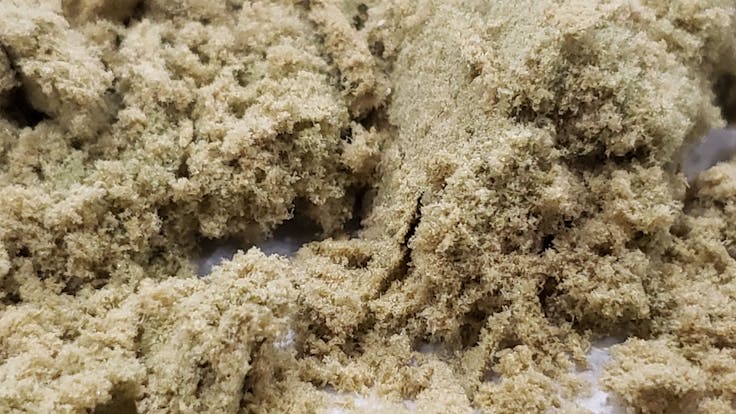 We also produce high quality solventless extractions such as Bubble Hash, Rosin, and Live Resin.