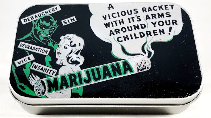 Vapey - Cannabis vape cartridge case with retro movie poster "Marijuana"