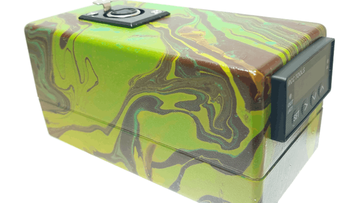 Compact e-nail controller with top-side XLR plug receptacle