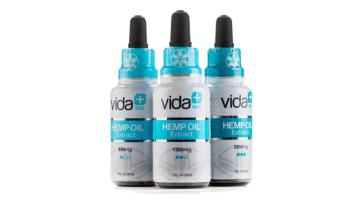Vida+ full spectrum, hemp CBD oil extract – made from 100% organic hemp.