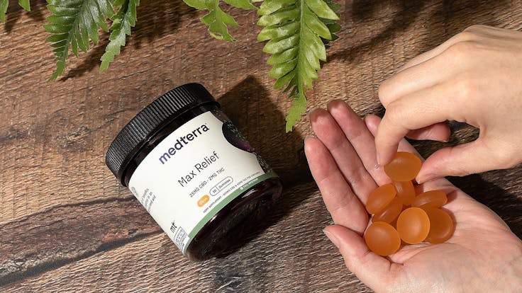 Enjoy a higher level of wellness, relaxation and calm with our THC+CBD delicious vegan gummies.