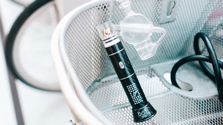 Carbon Fiber Bolt Pro