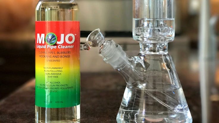 Keep your smoking experience pure with Mojo Liquid Pipe Cleaner.
