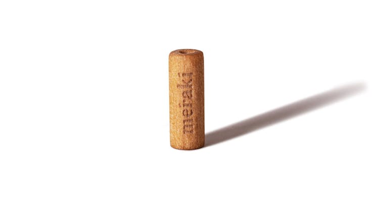 Crafted from wood - Reusable up to two times