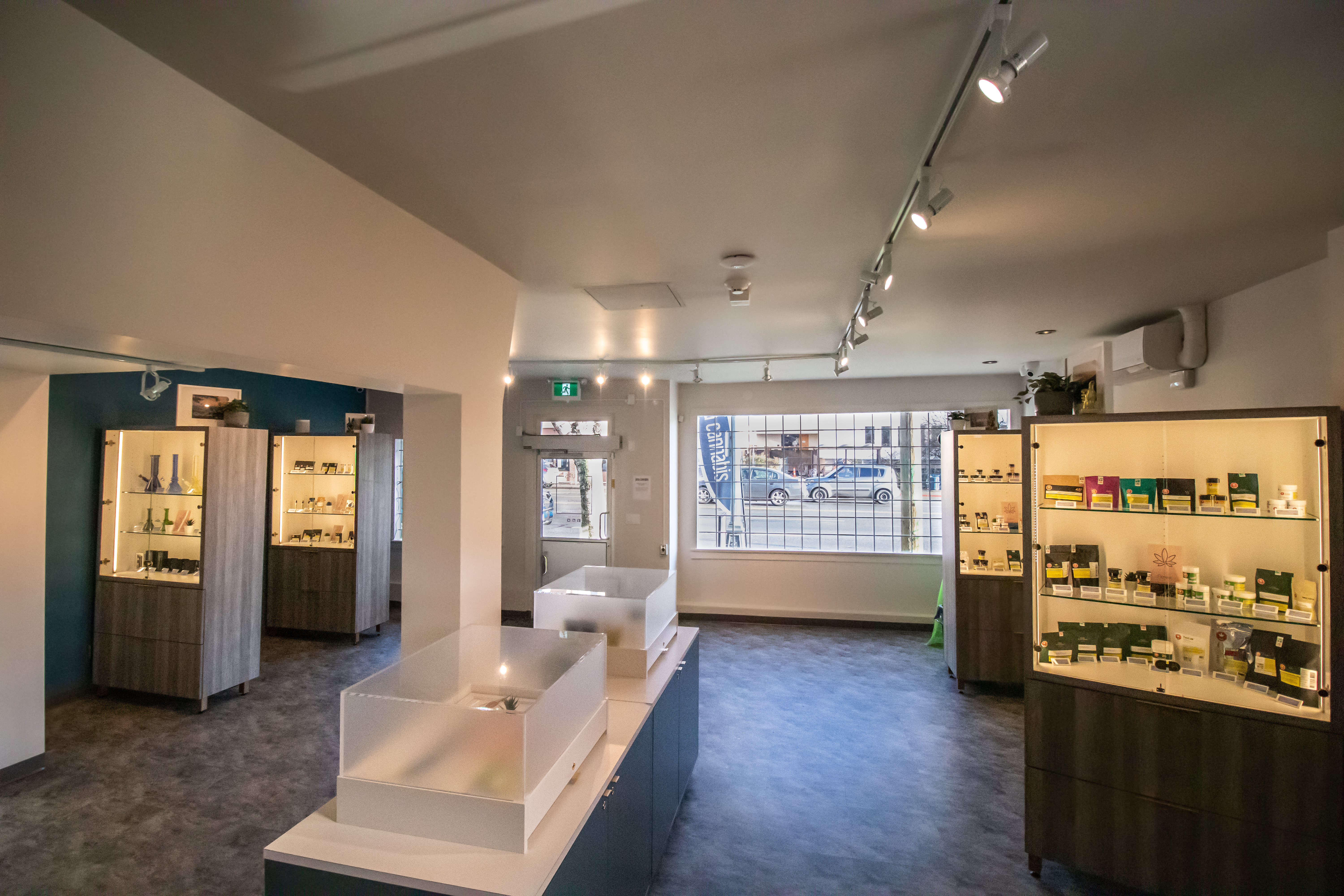 Jima Cannabis - Victoria - Douglas
