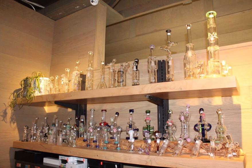 Five Zero Trees West Portland, OR Dispensary Leafly