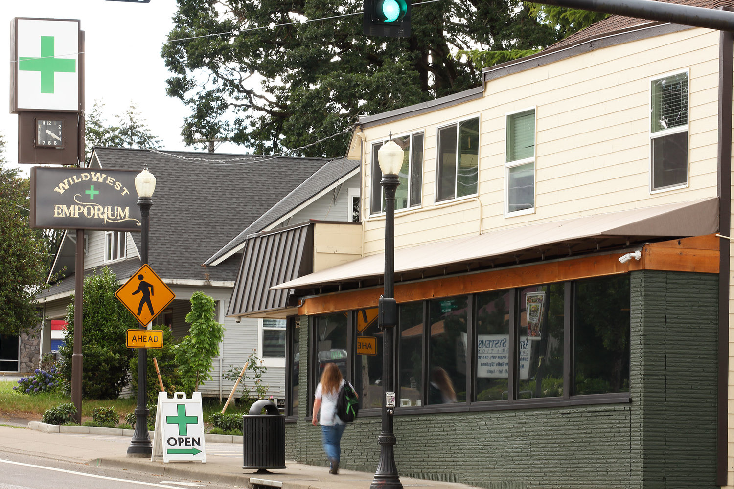 Wild West Emporium Molalla Ave Customer Reviews from Leafly