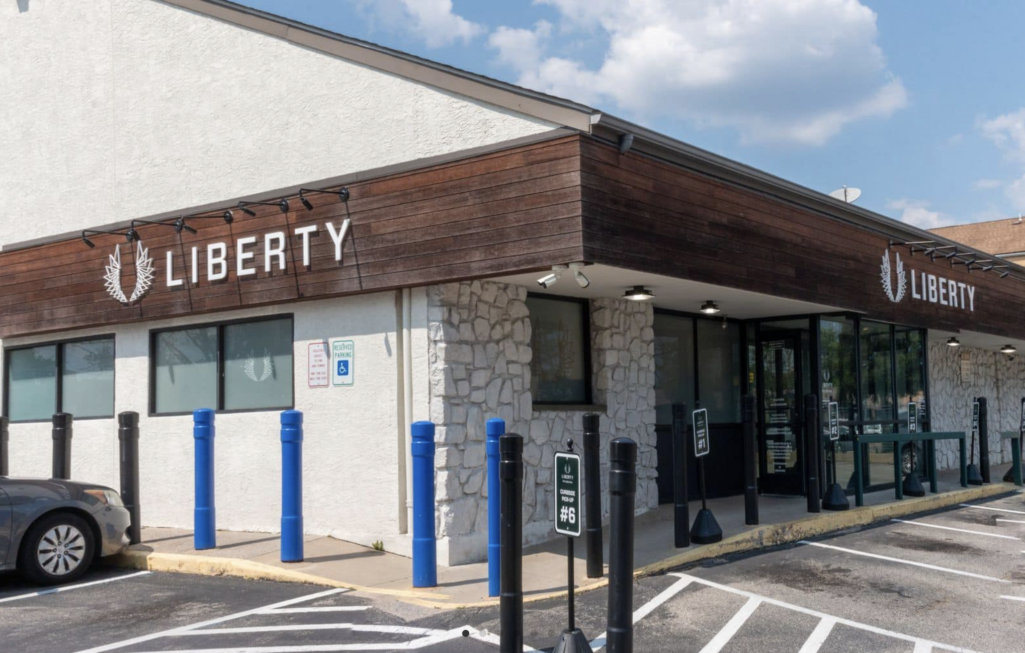 elfbar nachfüll pod läuft aus Liberty Vapor main image 1