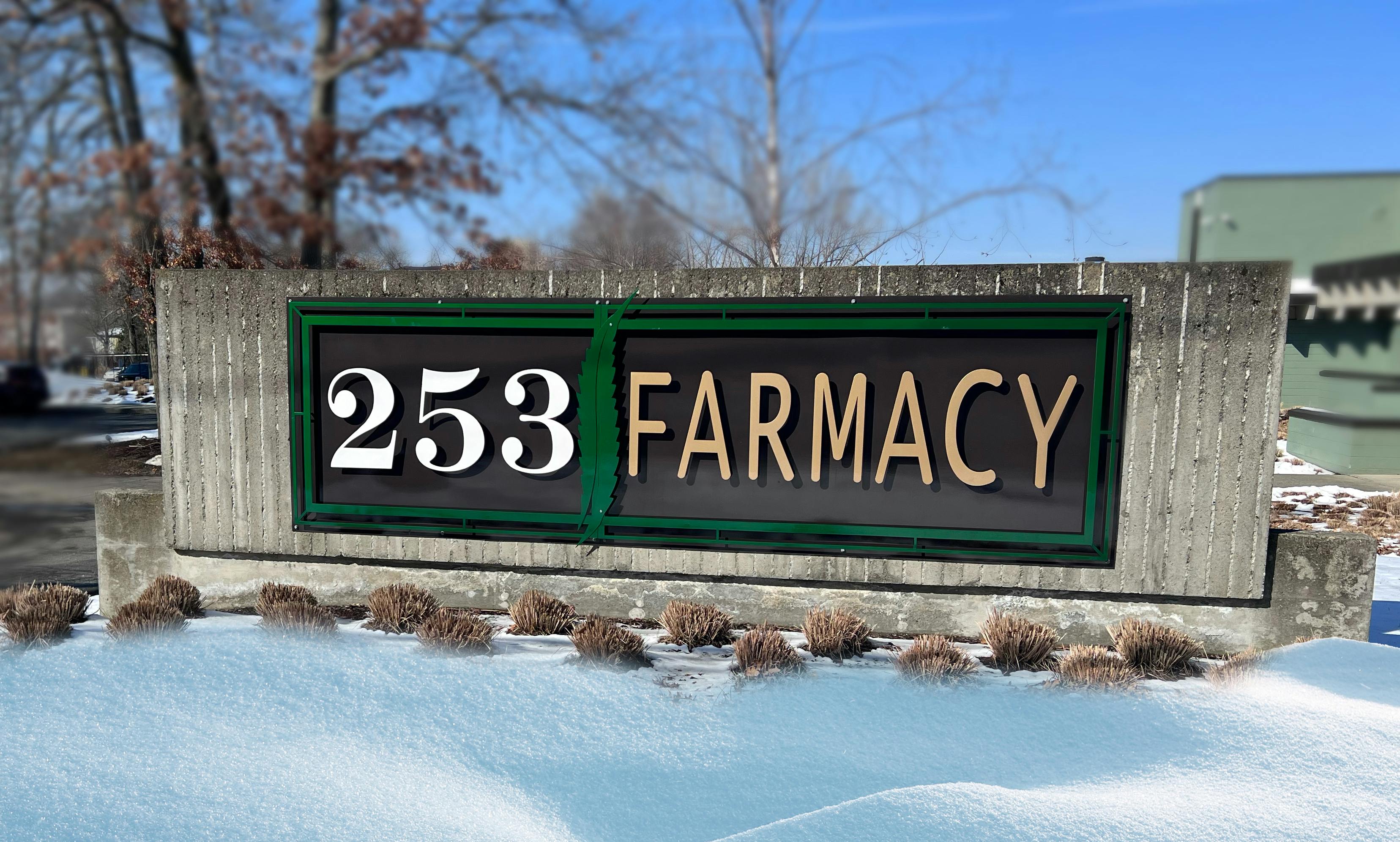 253 Farmacy Turners Falls, MA Dispensary Leafly