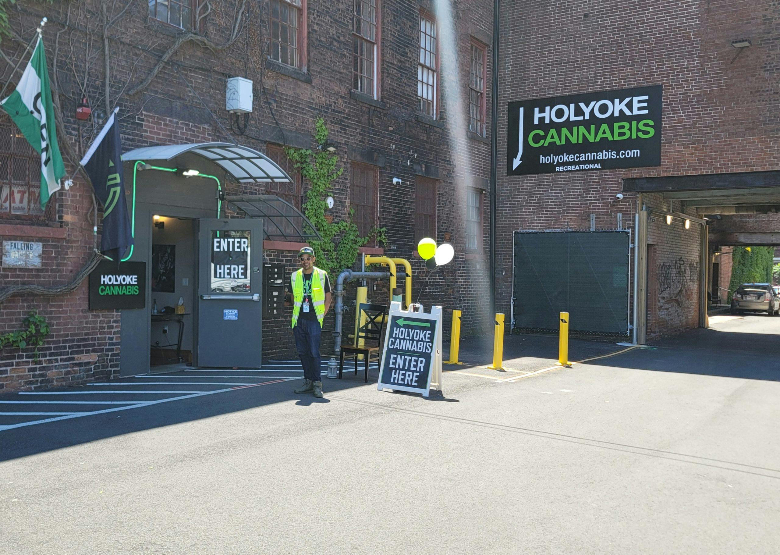 Holyoke Cannabis Dispensary Holyoke Holyoke, MA Dispensary Leafly