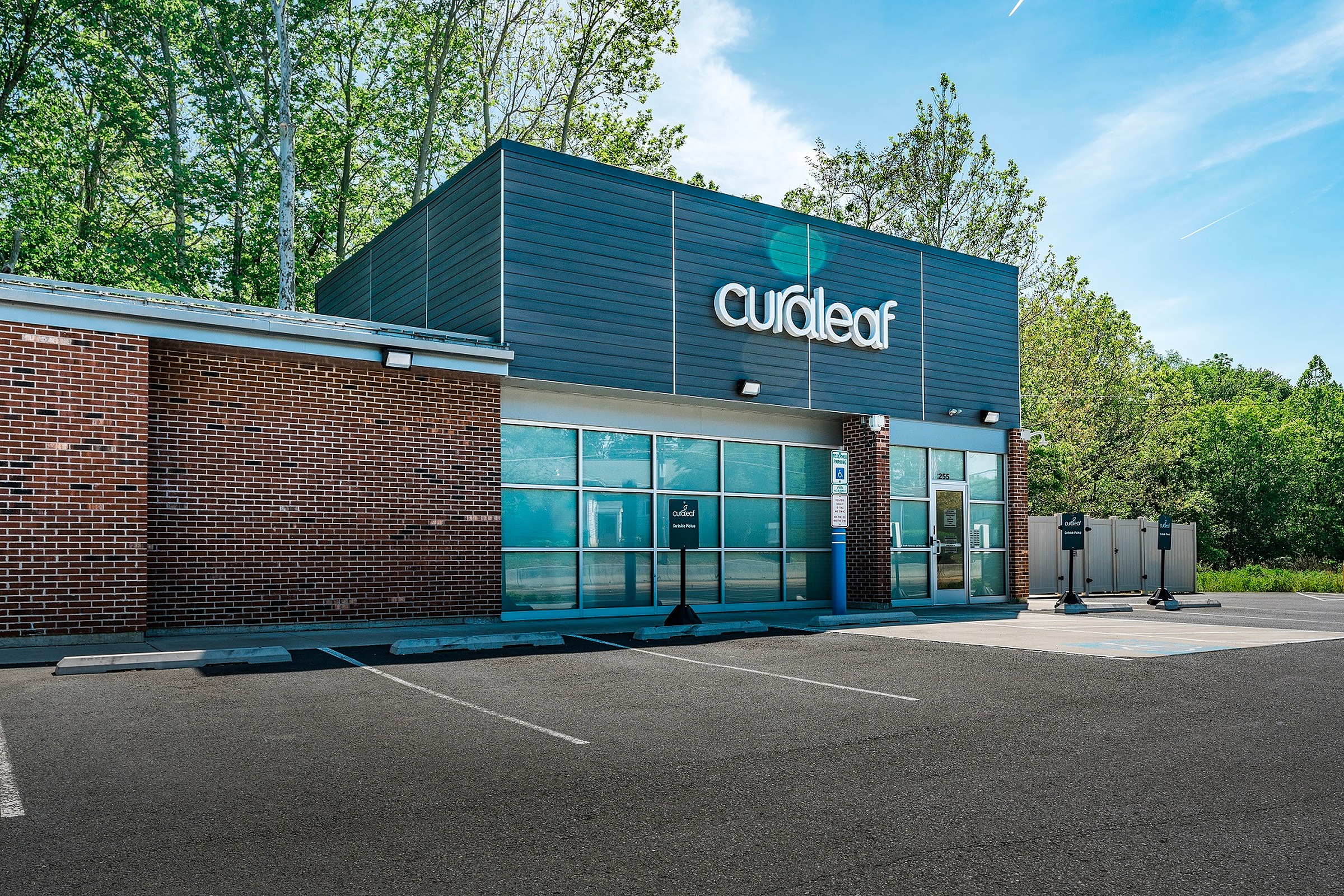 vape shop town centre NEW ELECTRONICS & VAPE SHOP SET TO OPEN IN CREWE TOWN CENTRE. 😯👇  https://crewe.nub.news/news/local-news/new-electronics-sales-and-repair- centre-set-to-open-in-crewe-town-centre-282196