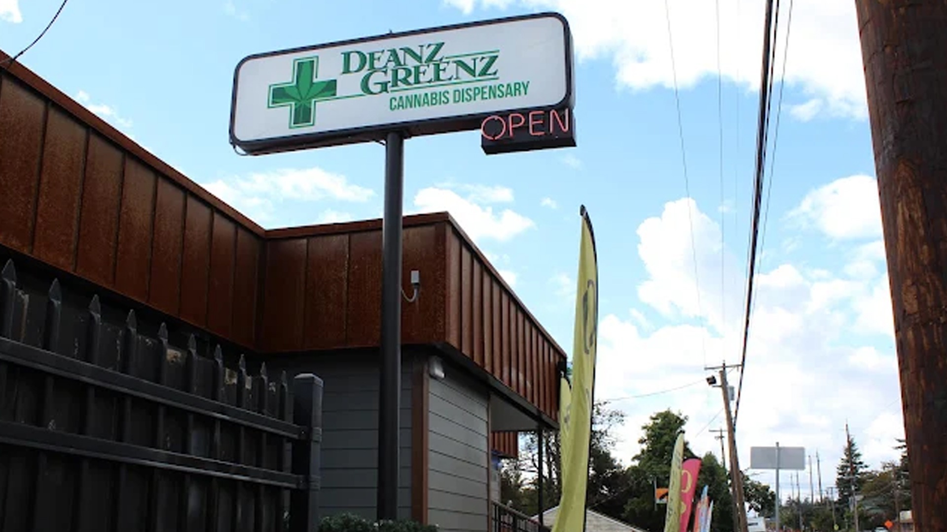 Deanz Greenz Portland - Division
