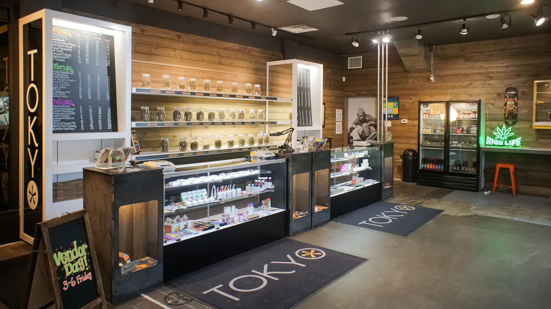 Tokyo Starfish SE 3rd St Dispensary