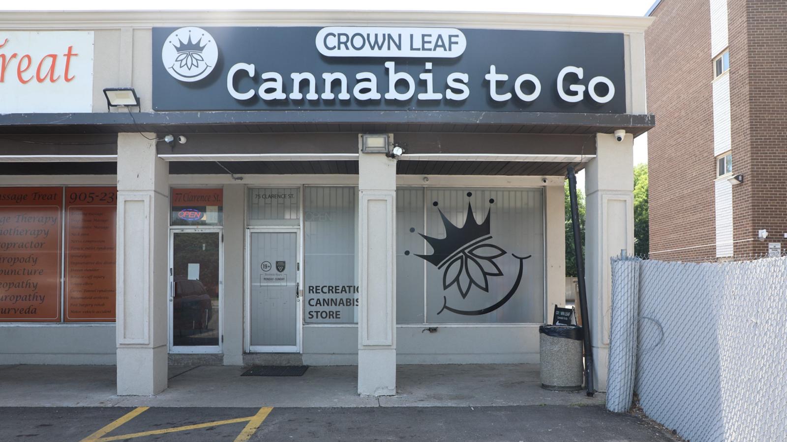 Crown Leaf Cannabis - Brampton - Clarence St