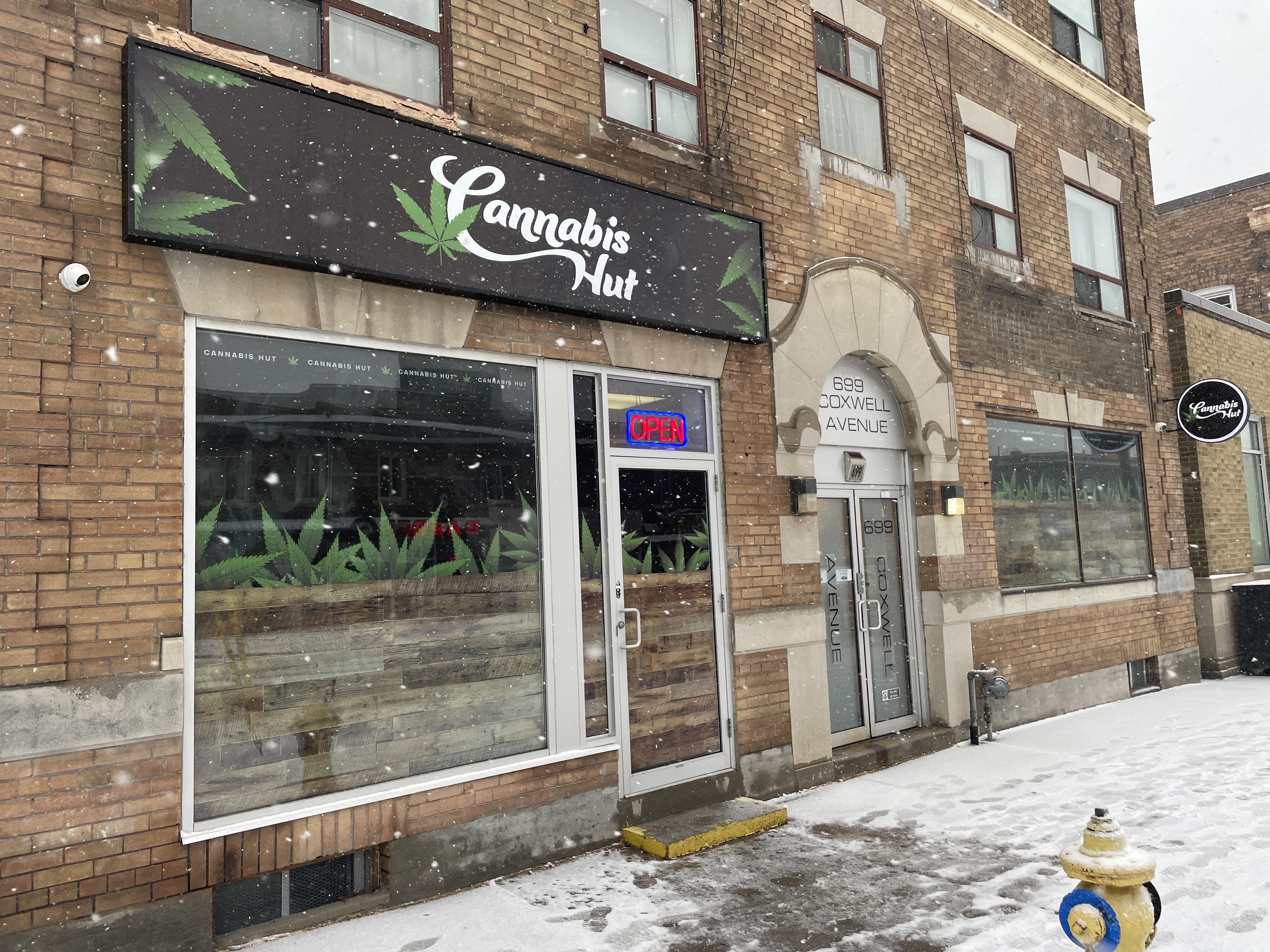 Cannabis Hut- Coxwell