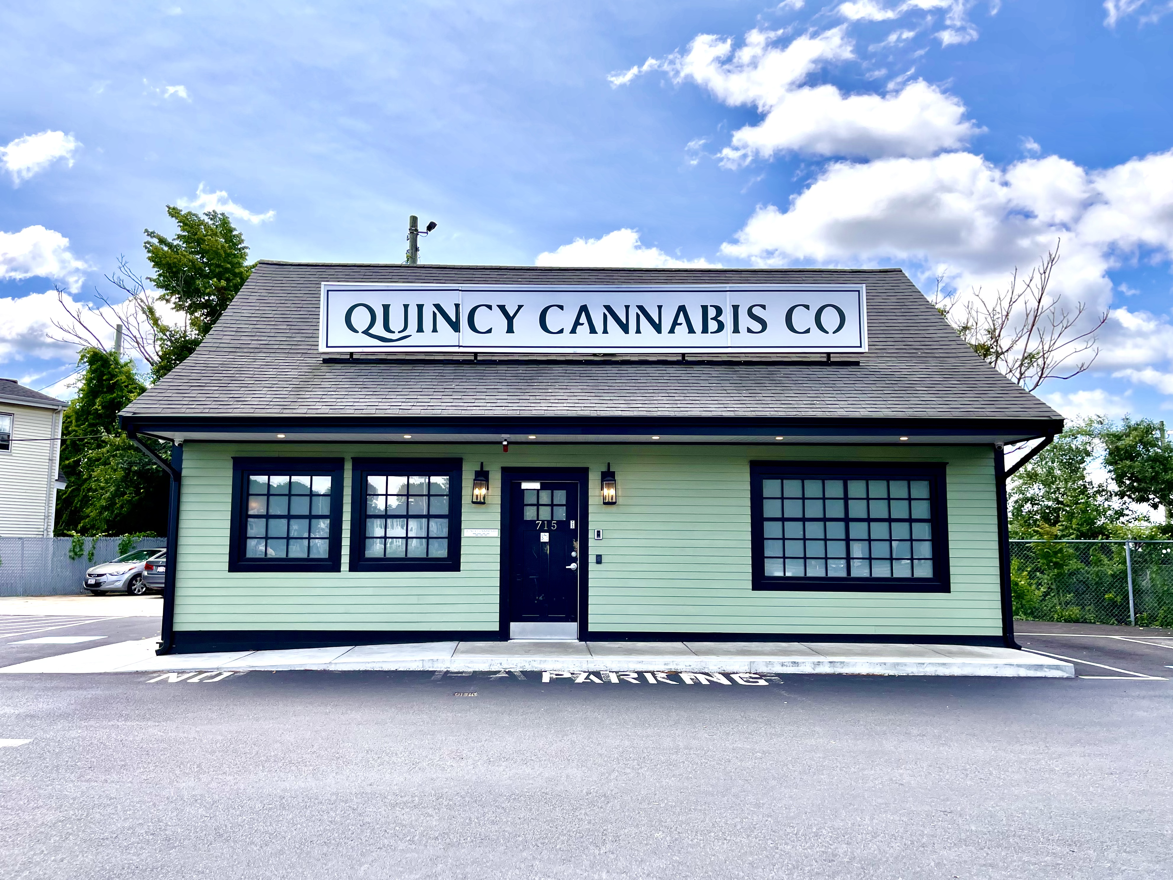 The Heirloom Collective pops up at Quincy Cannabis Co!