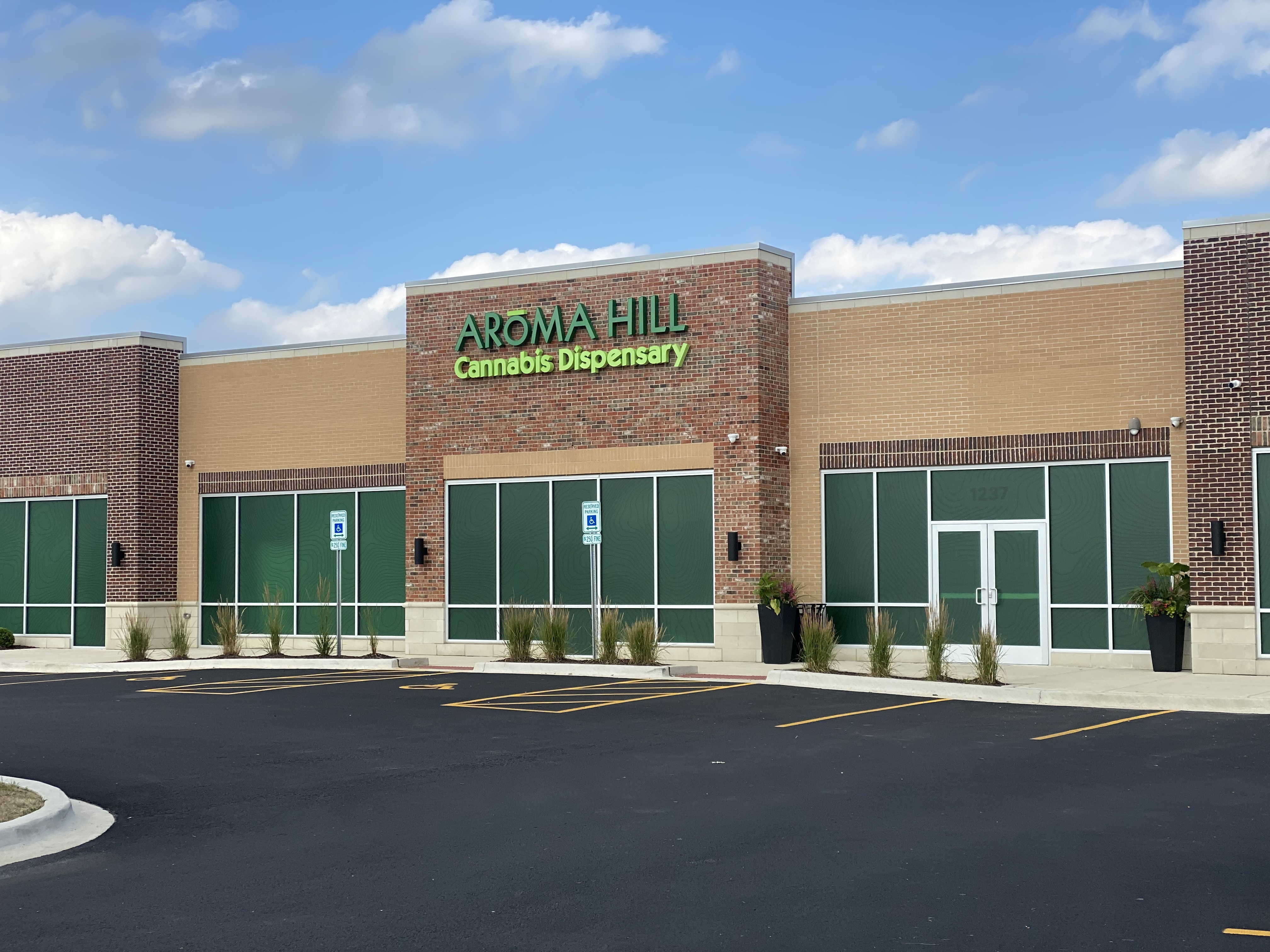 Aroma Hill Dispensary Menu, Reviews & Photos