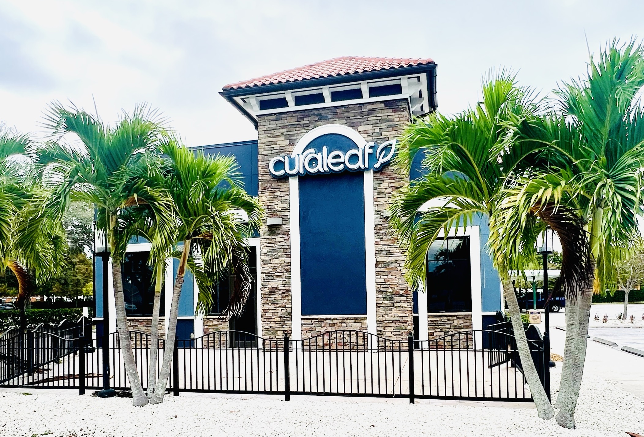 Curaleaf Sarasota University Dispensary Menu, Reviews & Photos