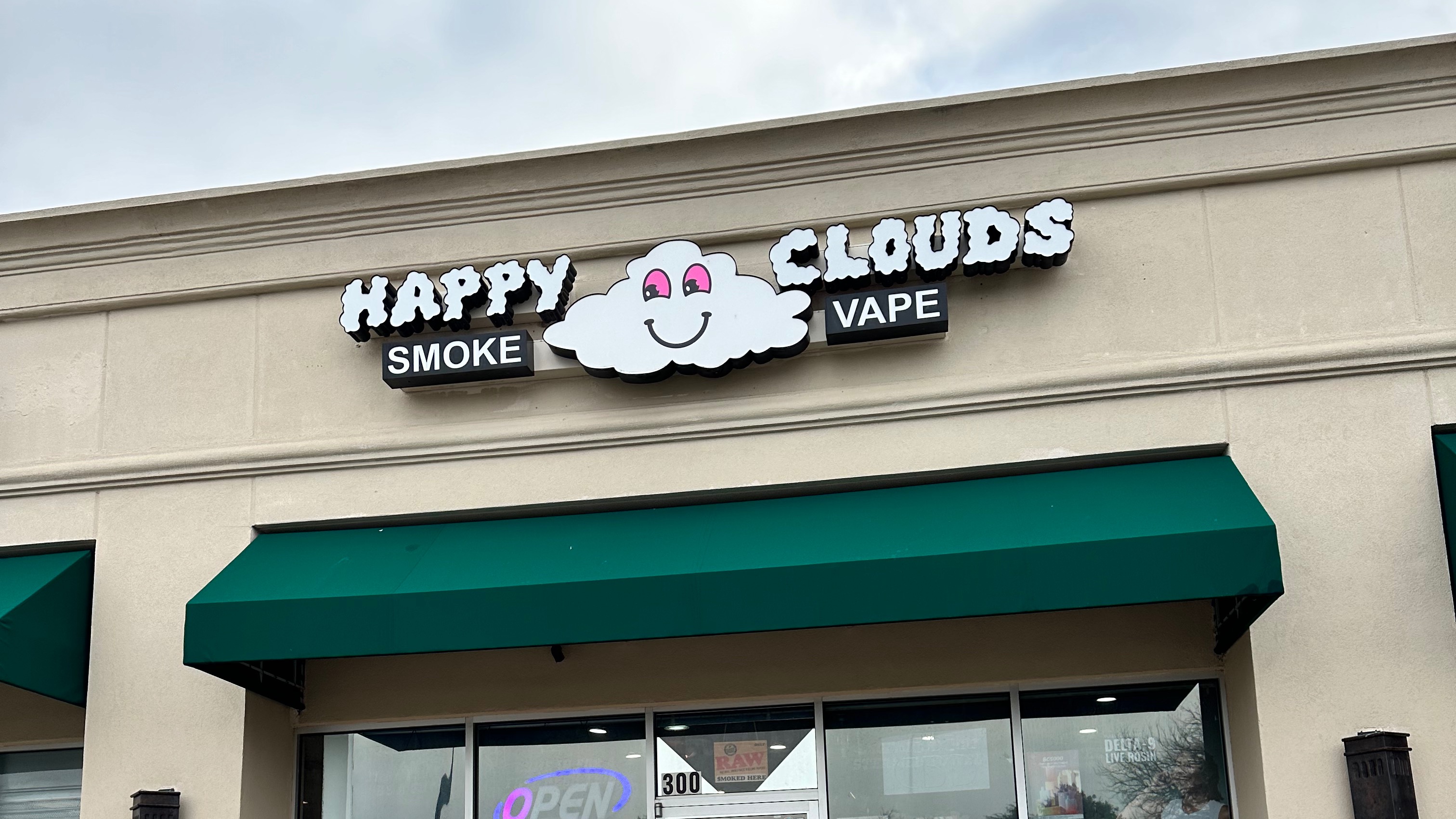 elf bar vape uk HAPPY VAPE SMOKE SHOP - Updated May 2026 - 5555 St Charles Rd, Berkeley,  Illinois - Tobacco Shops main image 0