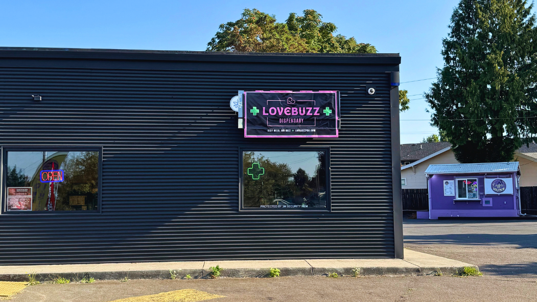 LoveBuzz on Sandy