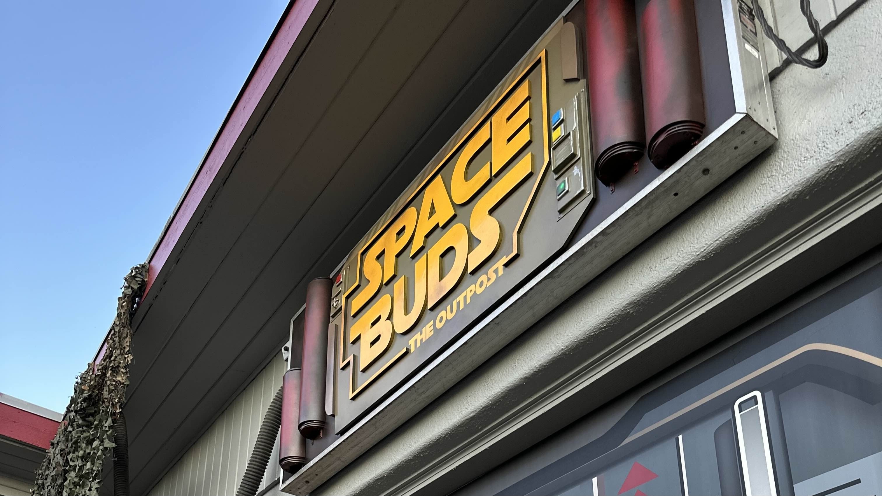 SpaceBuds - The Outpost