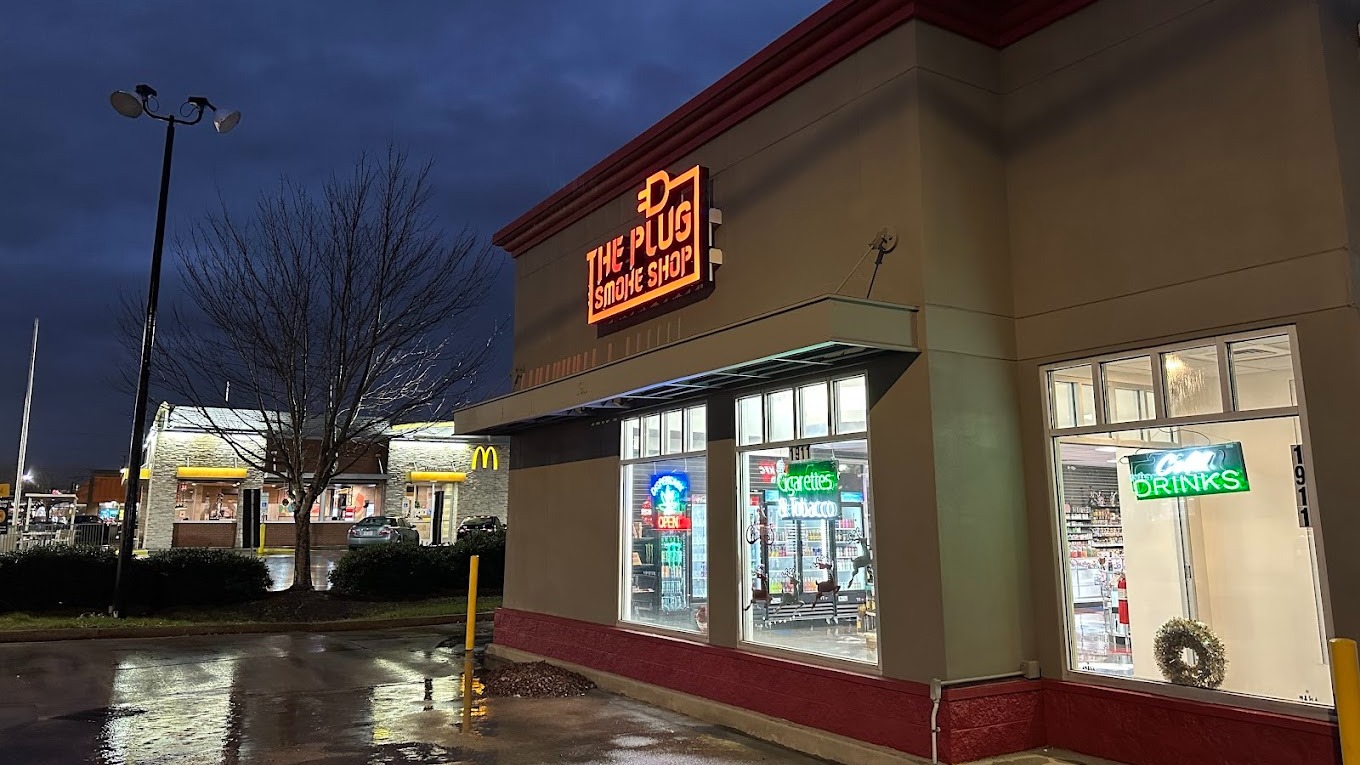Plug Smoke Shop & Dispensary - Hendersonville
