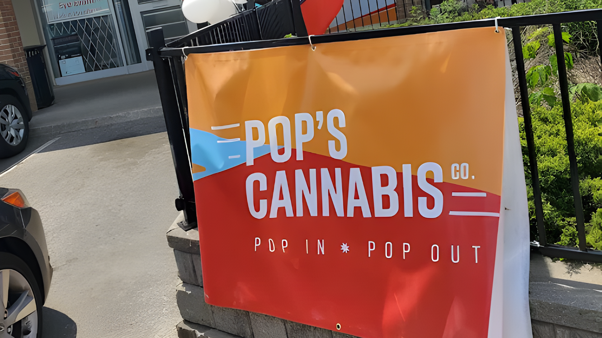 Pop's Cannabis - Bloor St.