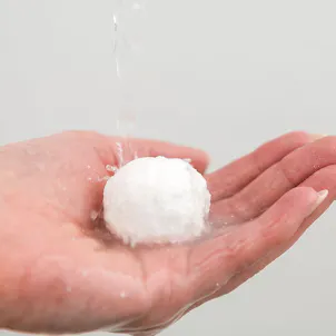 Photo of Fizzing CBD Bath Bombs