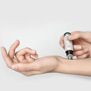 Photo of S O O T H E • RELIEF BLEND ROLLER | 500 MG CBD