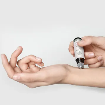 Photo of S O O T H E • RELIEF BLEND ROLLER | 500 MG CBD