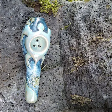 Photo of Ceramic Turtle Pipe (4 in, 10 cm) - v4