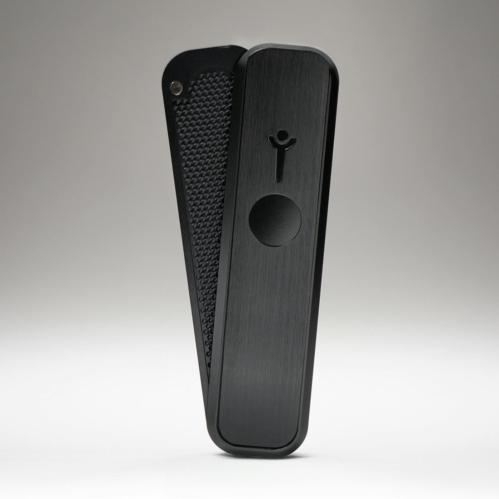 Genius Pipe Genius MiniBlack Cools & Filters Like A Water Pipe