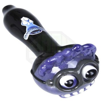 Photo of "Evil Minion Themed" Hand Pipe