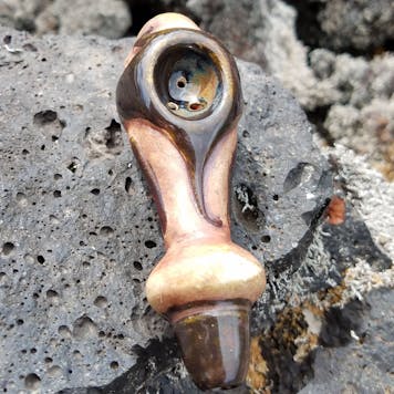 Photo of Ceramic Manta Ray Pipe (4 in, 10 cm)