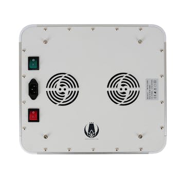 Photo of Z5 LED Grow Light Veg/Bloom Switch - 630 PPFD at 18" - Small/Med Tents (2-4 plants) - 3-Y Warranty