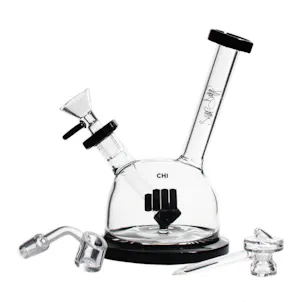 Photo of Snoop Dogg Pounds CHI Water Pipe