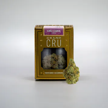 Photo of CRU Cake GRAND CRU 3.5G Hybrid Flower