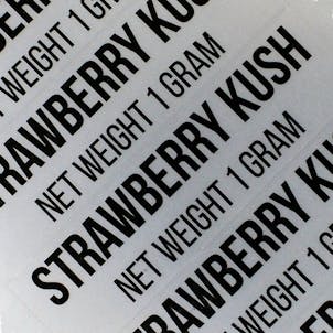 Photo of 100 Strawberry Kush Medical Marijuana Stickers By Shatter Labels RX Strain Flavors for 1.0G STS-003