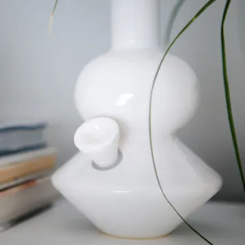 Photo of The Land Yacht Ceramic Bong by Summerland