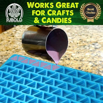 Photo of Triangle THC mold, 3.5mL, 209 Cavity, Half Sheet, Blue