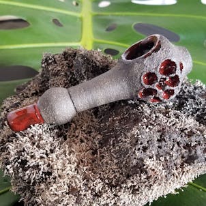 Photo of Ceramic Pipe Lava Style (4 3/4 in, 12 cm)