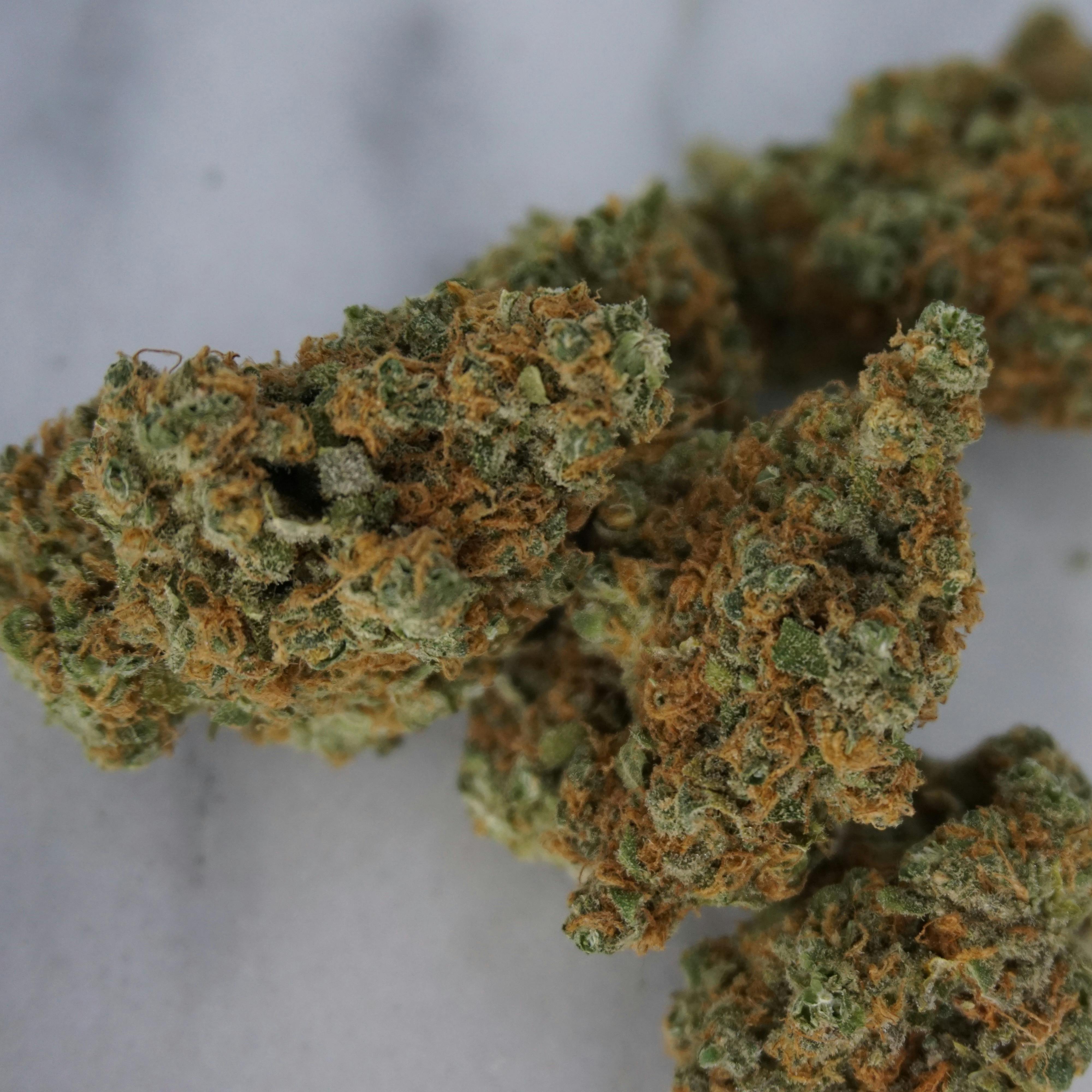 Pistil Point Premium Cannabis Candy Apple Leafly