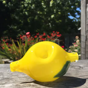 Photo of Lemon Glass Pipe