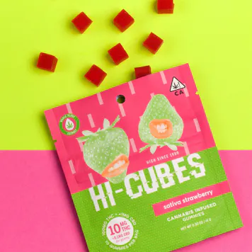 Photo of HI-CUBES Sativa Strawberry Gummies 100mg