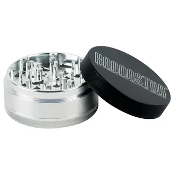 Photo of 2.5" Kannastör® 4pc Grinder