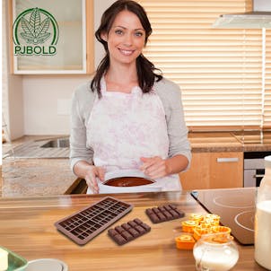 Photo of Small Cannabis Leaf Chocolate Bar