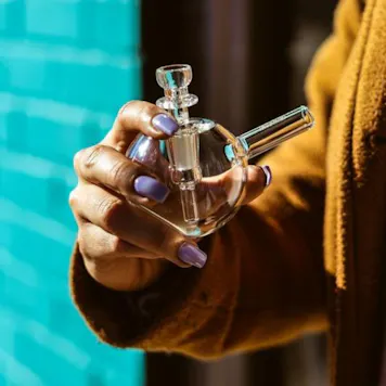 Photo of Glass Spherical Bubbler