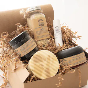 Photo of HEMP THERAPEUTIC GIFT SET